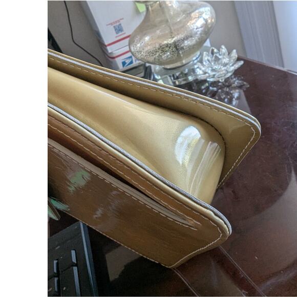 LOUIS VUITTON Monogrammed LV Vernis Patent Leather Mott Bag Pouch MOSS GREEN ๐ - Picture 13 of 15